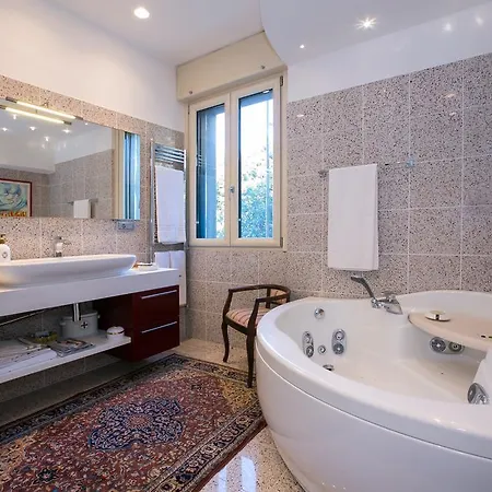 Villa Blevio בלביו